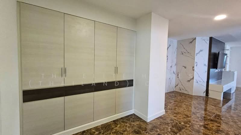 Fifty Fifth Tower, Bangkok, 84 Soi Sukhumvit 55, Sukhumvit Road, Khlong Tan Nua, Watthana, Bangkok, 3 Bedrooms, 275 sqm, Condo For Rent, by The Elite Homes (Thailand) Co., Ltd., 500369948 - DDproperty.com