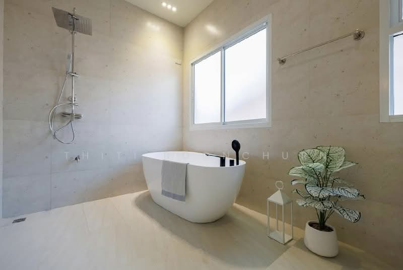 Detached House, Private Pool, Near Central Chiang Mai, Chiang Mai, Nong Pa Krang, Muang Chiang Mai, Chiang Mai, 4 Bedrooms, 270 sqm, Single Detached House For Rent, by Thiti Boonchurn, 500369952 - DDproperty.com