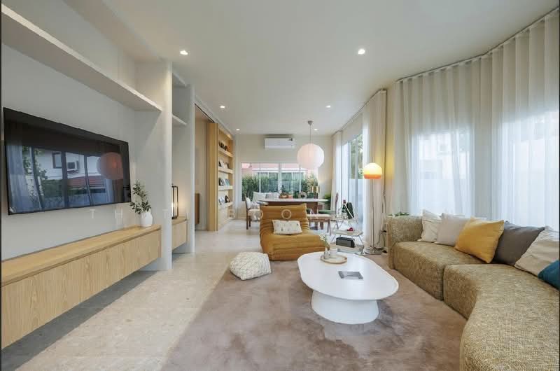 Detached House, Private Pool, Near Central Chiang Mai, Chiang Mai, Nong Pa Krang, Muang Chiang Mai, Chiang Mai, 4 Bedrooms, 270 sqm, Single Detached House For Rent, by Thiti Boonchurn, 500369952 - DDproperty.com