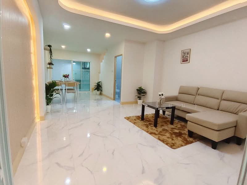 Ban Rom Ngao Mai, Nonthaburi, Soi Ban Rom Ngao Mai, Bang Khu Rat, Bang Bua Thong, Nonthaburi, 2 Bedrooms, 100 sqm, Townhouse For Sale, by บุษบากร (เจี๊ยบ), 500369957 - DDproperty.com