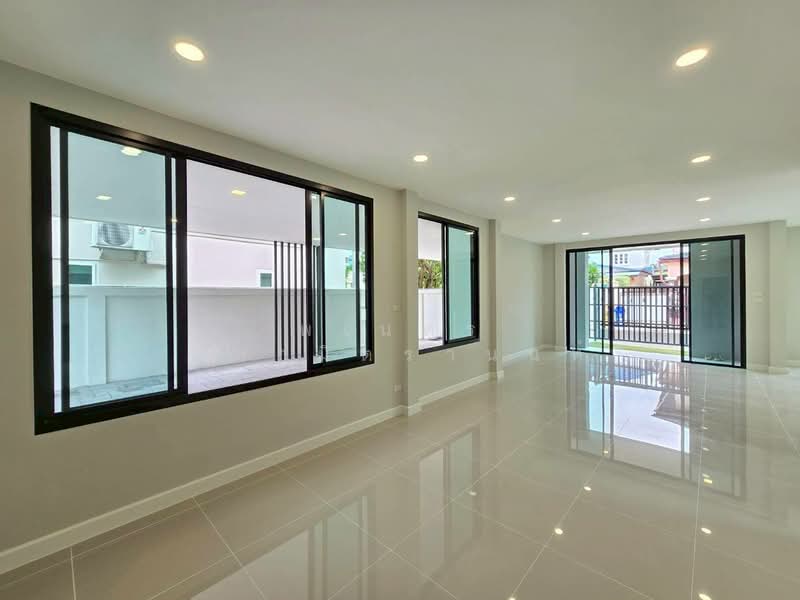 หมู่บ้านมณีรินทร์ รัตนาธิเบศร์, Nonthaburi, Sai Ma, Muang Nonthaburi, Nonthaburi, 4 Bedrooms, 184 sqm, Single Detached House For Sale, by พเนตร มหามิตรานนท์, 500369978 - DDproperty.com