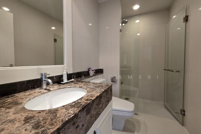 Piyathip Place, Bangkok, 24 Soi Prommitr, Khlong Tan Nua, Watthana, Bangkok, 4 Bedrooms, 375 sqm, Condo For Rent, by Ailada Ngamsri, 500369995 - DDproperty.com