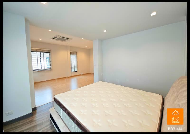 Laddarom Wongwaen-Ramintra, Bangkok, O-Ngoen, Sai Mai, Bangkok, 3 Bedrooms, 275 sqm, Single Detached House For Sale, by ภัทรพล ศรีกัลยาณบุตร, 500369996 - DDproperty.com