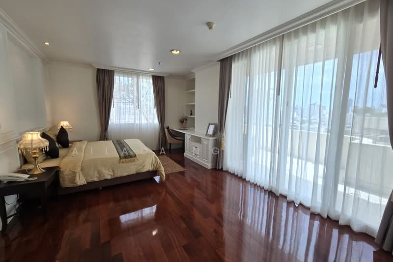 Piyathip Place, Bangkok, 24 Soi Prommitr, Khlong Tan Nua, Watthana, Bangkok, 4 Bedrooms, 572 sqm, Condo For Rent, by Ailada Ngamsri, 500369997 - DDproperty.com