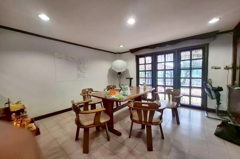 หมู่บ้านสวนสน, Bangkok, ถนนรามคำแหง, Hua Mak, Bang Kapi, Bangkok, 3 Bedrooms, 250 sqm, Single Detached House For Sale, by คุณหนุ่ม, 500370008 - DDproperty.com