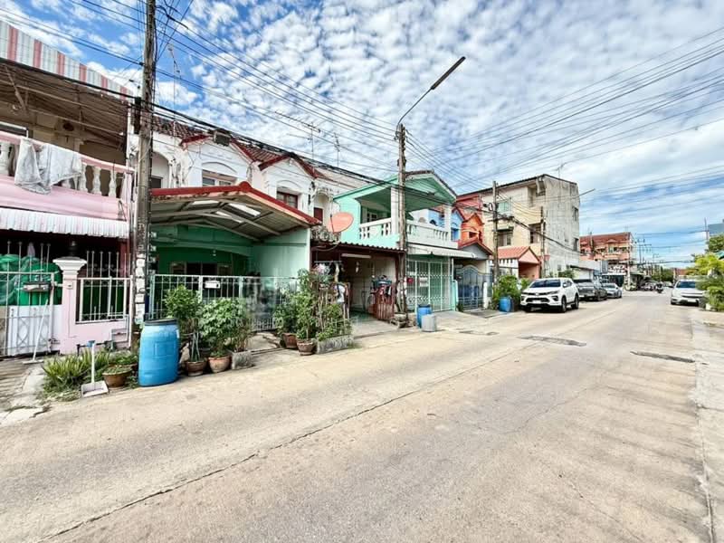 ขาย ทาวน์เฮ้าส์ หมู่บ้าน รินทร์ทอง ลำลูกกา คลอง 2, Pathum Thani, Khu Khot, Lam Luk Ka, Pathum Thani, 2 Bedrooms, 80 sqm, Townhouse For Sale, by กรณวัสส์ กัณฑวัสส์วงส์, 500370057 - DDproperty.com