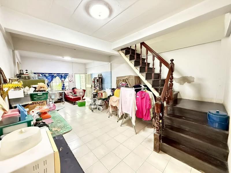 ขาย ทาวน์เฮ้าส์ หมู่บ้าน รินทร์ทอง ลำลูกกา คลอง 2, Pathum Thani, Khu Khot, Lam Luk Ka, Pathum Thani, 2 Bedrooms, 80 sqm, Townhouse For Sale, by กรณวัสส์ กัณฑวัสส์วงส์, 500370057 - DDproperty.com
