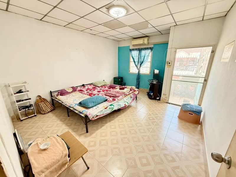 ขาย ทาวน์เฮ้าส์ หมู่บ้าน รินทร์ทอง ลำลูกกา คลอง 2, Pathum Thani, Khu Khot, Lam Luk Ka, Pathum Thani, 2 Bedrooms, 80 sqm, Townhouse For Sale, by กรณวัสส์ กัณฑวัสส์วงส์, 500370057 - DDproperty.com