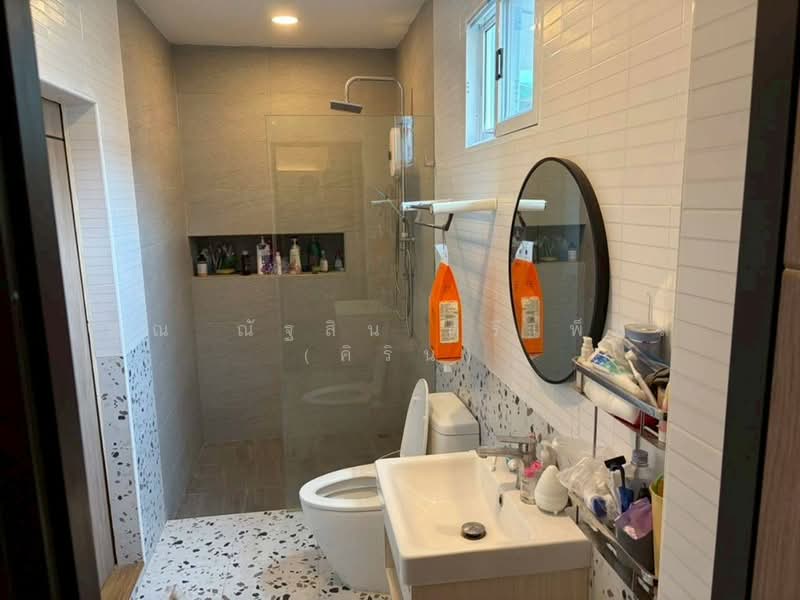 บ้านเดี่ยว 2 ชั้น 100 ตร.ว. บ้านเดี่ยว ซอยนาคนิวาส2 แยก8, Bangkok, ถนนนาคนิวาส, Lat Phrao, Bangkok, 6 Bedrooms, 350 sqm, Single Detached House For Sale, by คุณ ณัฐสิน ตรีเพ็ชร (คิริน), 500370063 - DDproperty.com