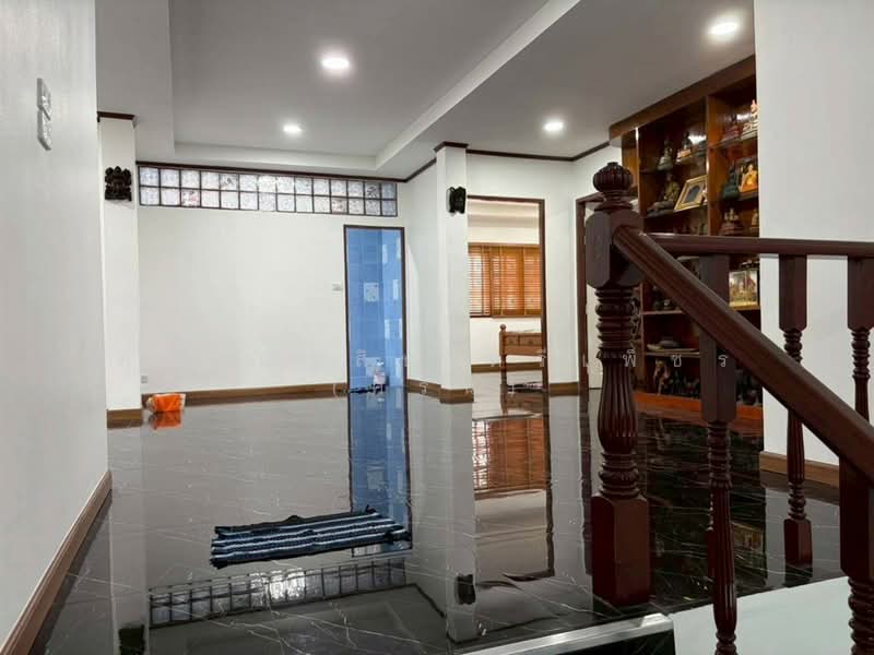บ้านเดี่ยว 2 ชั้น 100 ตร.ว. บ้านเดี่ยว ซอยนาคนิวาส2 แยก8, Bangkok, ถนนนาคนิวาส, Lat Phrao, Bangkok, 6 Bedrooms, 350 sqm, Single Detached House For Sale, by คุณ ณัฐสิน ตรีเพ็ชร (คิริน), 500370063 - DDproperty.com
