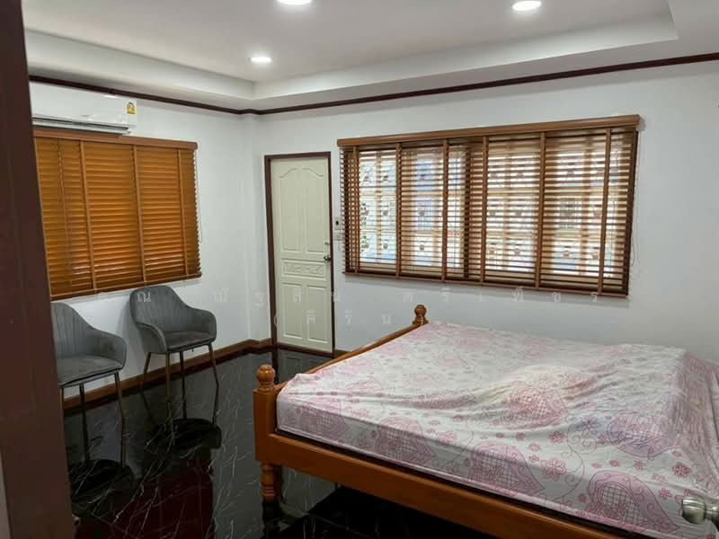 บ้านเดี่ยว 2 ชั้น 100 ตร.ว. บ้านเดี่ยว ซอยนาคนิวาส2 แยก8, Bangkok, ถนนนาคนิวาส, Lat Phrao, Bangkok, 6 Bedrooms, 350 sqm, Single Detached House For Sale, by คุณ ณัฐสิน ตรีเพ็ชร (คิริน), 500370063 - DDproperty.com