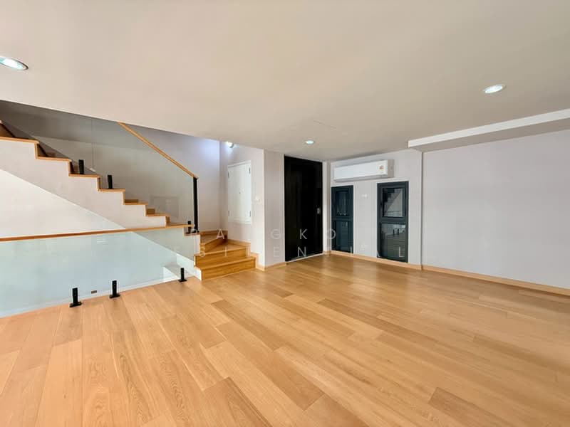 Sage Thonglor, Bangkok, Soi Thonglor 11, Sukhumvit 55 Road, Khlongtoei Nua, Watthana, Bangkok, 3 Bedrooms, 362 sqm, Single Detached House For Rent, by Bangkok Residential, 500370093 - DDproperty.com