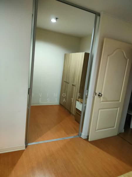 Lumpini Condo Town Ramintra-Navamin, Bangkok, Soi Ramindhra 78, Nawamin Road - Ramintra Road, Ram Inthra, Khan Na Yao, Bangkok, 2 Bedrooms, 50 sqm, Condo For Rent, by Living Real Estates, 500370094 - DDproperty.com