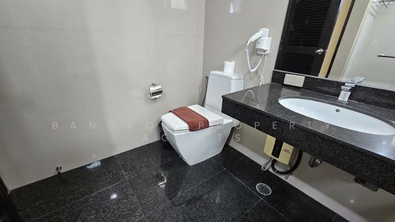 42 Grand Residence, Bangkok, 24 Soi Sukhumvit 42, Phra Kanong, Khlong Toei, Bangkok, 3 Bedrooms, 235 sqm, Condo For Rent, by BANGKOK PROPERTY AGENTS, 500370099 - DDproperty.com