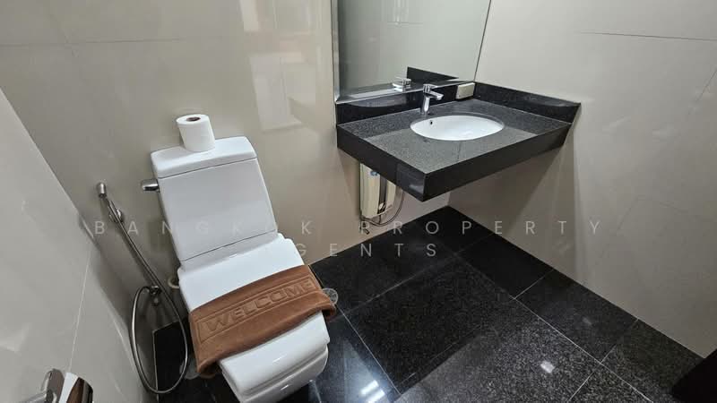 42 Grand Residence, Bangkok, 24 Soi Sukhumvit 42, Phra Kanong, Khlong Toei, Bangkok, 3 Bedrooms, 235 sqm, Condo For Rent, by BANGKOK PROPERTY AGENTS, 500370099 - DDproperty.com