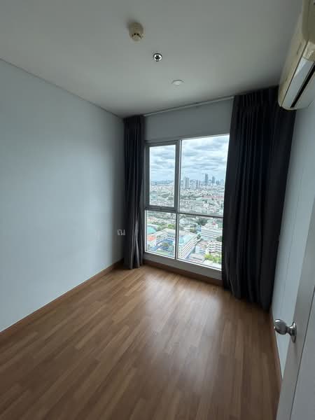 Lumpini Place Ratchada-Sathu, Bangkok, 501 3 Sathu Pradit 27 Alley, Chong Nonsi, Yan Nawa, Bangkok, 2 Bedrooms, 36 sqm, Condo For Rent, by คุณ แคน, 500370111 - DDproperty.com