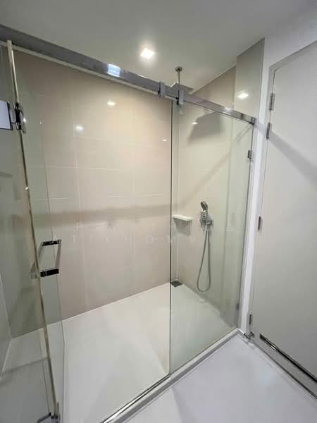 The Room BTS Wongwianyai, Bangkok, 44 KrungThonBuri Road, Khlong Ton Sai, Khlong San, Bangkok, 2 Bedrooms, 77 sqm, Condo For Rent, by Piyathida Atikhomvitaya, 500370131 - DDproperty.com