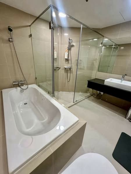 Belle Grand Rama 9, Bangkok, 131 Rama 9 Road, Huai Khwang, Bangkok, 2 Bedrooms, 101 sqm, Condo For Rent, by Tanapat Jitwatcharakomol, 500370150 - DDproperty.com