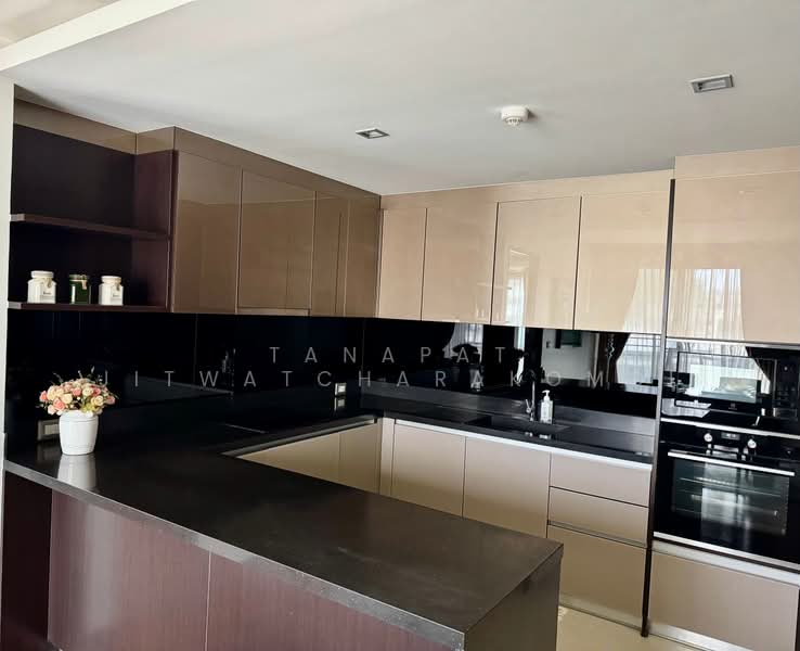 The Address Sukhumvit 61, Bangkok, 22 Soi Sukhumvit 61 Sukhumvit Road, Khlong Tan Nua, Watthana, Bangkok, 2 Bedrooms, 114 sqm, Condo For Rent, by Tanapat Jitwatcharakomol, 500370151 - DDproperty.com