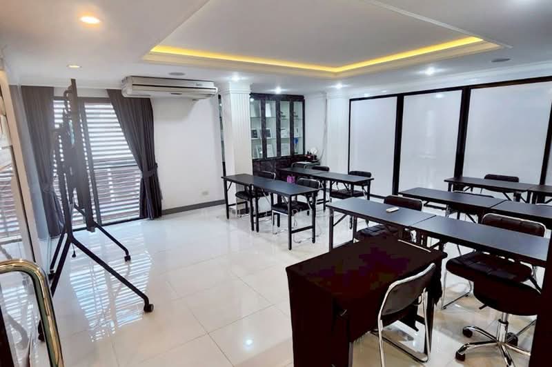 District Ekkamai - Ramintra, Bangkok, 77 Ramintra 40, Nuan Chan, Bueng Kum, Bangkok, 10+ Bedrooms, 900 sqm, Townhouse For Sale, by คุณริณณ์, 500370195 - DDproperty.com
