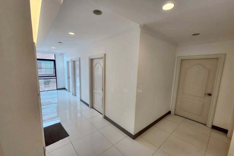District Ekkamai - Ramintra, Bangkok, 77 Ramintra 40, Nuan Chan, Bueng Kum, Bangkok, 10+ Bedrooms, 900 sqm, Townhouse For Sale, by คุณริณณ์, 500370195 - DDproperty.com
