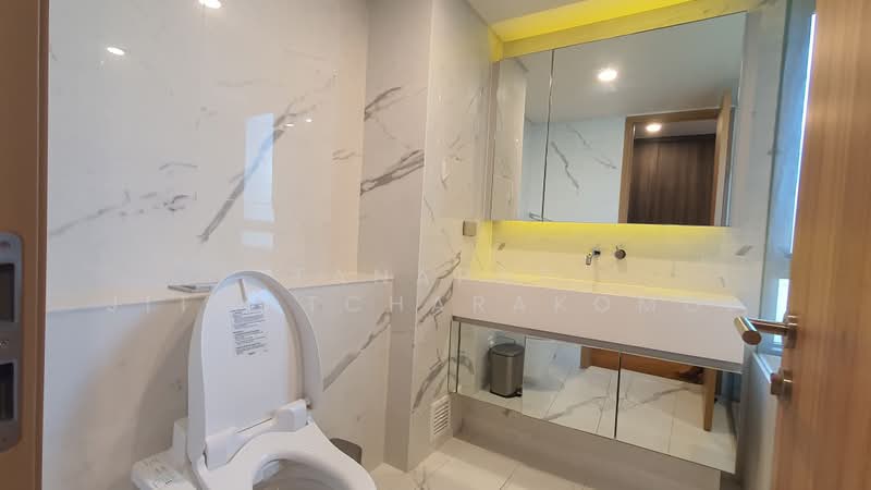Siamese Exclusive Sukhumvit 31, Bangkok, 75 Soi Sukhumvit 31, Khlong Tan Nua, Watthana, Bangkok, 3 Bedrooms, 128 sqm, Condo For Rent, by Tanapat Jitwatcharakomol, 500370198 - DDproperty.com