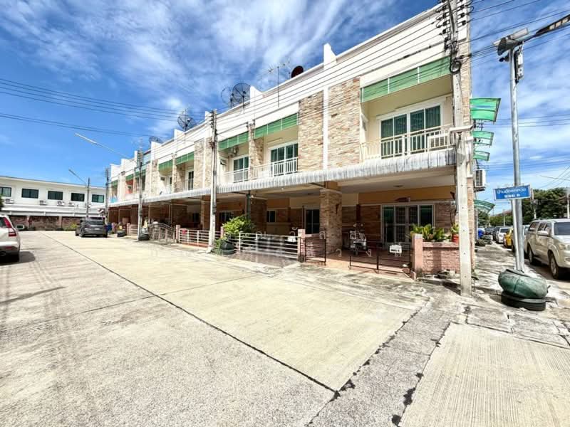 ขาย ทาวน์เฮ้าส์ หมู่บ้าน ฉัตรหลวง 9 ปทุมธานี, Pathum Thani, Bang Prok, Muang Pathum Thani, Pathum Thani, 3 Bedrooms, 90 sqm, Townhouse For Sale, by กรณวัสส์ กัณฑวัสส์วงส์, 500370220 - DDproperty.com