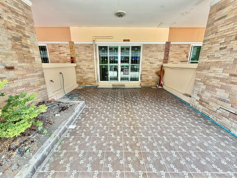 ขาย ทาวน์เฮ้าส์ หมู่บ้าน ฉัตรหลวง 9 ปทุมธานี, Pathum Thani, Bang Prok, Muang Pathum Thani, Pathum Thani, 3 Bedrooms, 90 sqm, Townhouse For Sale, by กรณวัสส์ กัณฑวัสส์วงส์, 500370220 - DDproperty.com