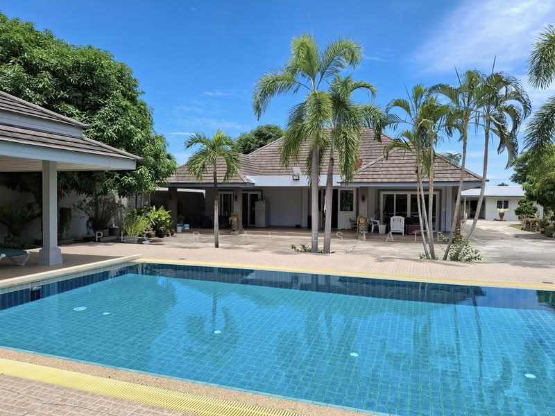 Two Private Pool Villas for Sale for Sale in Bang Saray, Chon Buri (Pattaya), Bang Lamung, Bang Lamung (Pattaya), Chon Buri (Pattaya), 5 Bedrooms, 1,978 sqm, Villa For Sale, by PLC Real Estate, 500370222 - DDproperty.com