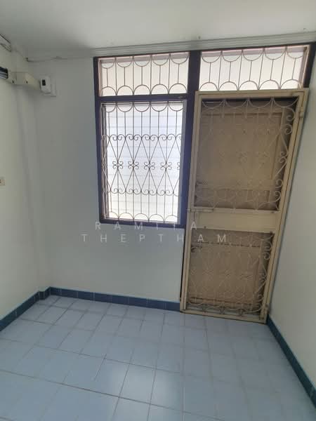 4-BR Townhouse, Bangkok, Wang Burapaphirom, Phra Nakhon, Bangkok, 4 Bedrooms, 186 sqm, Townhouse For Rent, by Ramita Theptham, 500370224 - DDproperty.com