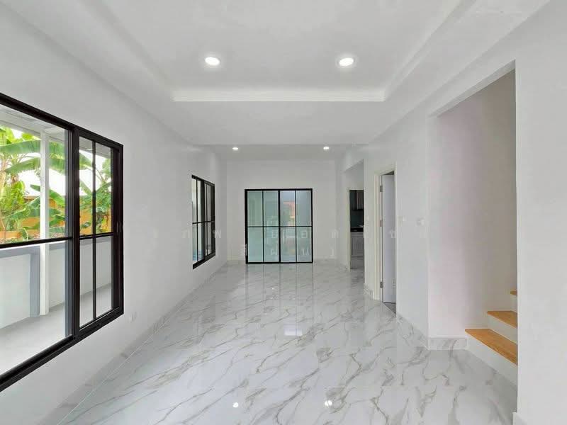 The Palazzetto Klongluang, Pathum Thani, Lieb Khlong 3 Road, Khlong Sam, Khlong Luang, Pathum Thani, 3 Bedrooms, 120 sqm, Townhouse For Sale, by สรภพ ยอดไชย (สีฝุ่น), 500370258 - DDproperty.com