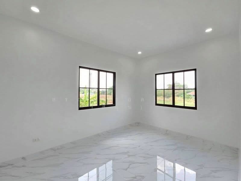 The Palazzetto Klongluang, Pathum Thani, Lieb Khlong 3 Road, Khlong Sam, Khlong Luang, Pathum Thani, 3 Bedrooms, 120 sqm, Townhouse For Sale, by สรภพ ยอดไชย (สีฝุ่น), 500370258 - DDproperty.com