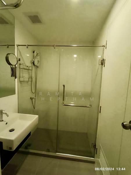 Notting Hill Sukhumvit 105, Bangkok, 105 Sukhumvit, Bang Na, Bangkok, 2 Bedrooms, 45 sqm, Condo For Rent, by Ramita Theptham, 500370263 - DDproperty.com