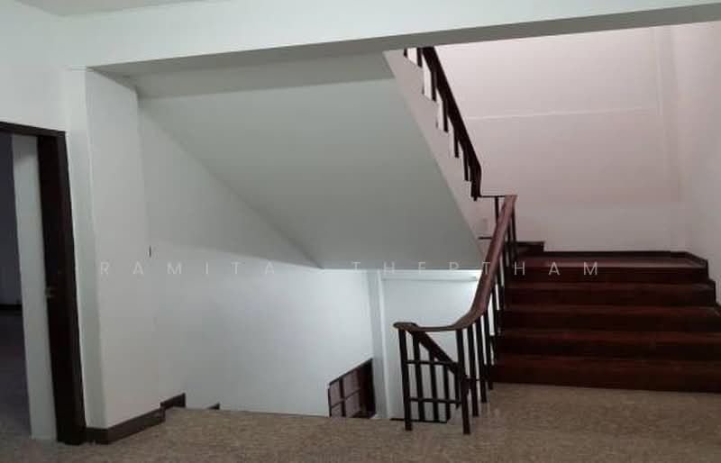 4-BR Townhouse, Bangkok, Chong Nonsi, Yan Nawa, Bangkok, 4 Bedrooms, 325 sqm, Townhouse For Rent, by Ramita Theptham, 500370269 - DDproperty.com