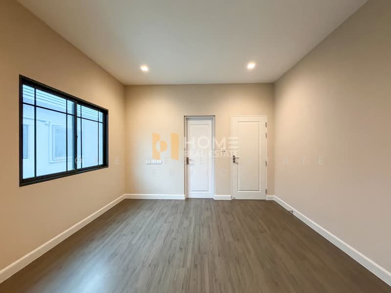 Bangkok Boulevard Sathorn-Pinklao 2, Nonthaburi, Bang Kruai-Chong Thanom Road, Mahasawat, Bang Kruai, Nonthaburi, 4 Bedrooms, 305 sqm, Single Detached House For Sale, by HOME Real Estate Service, 500370272 - DDproperty.com
