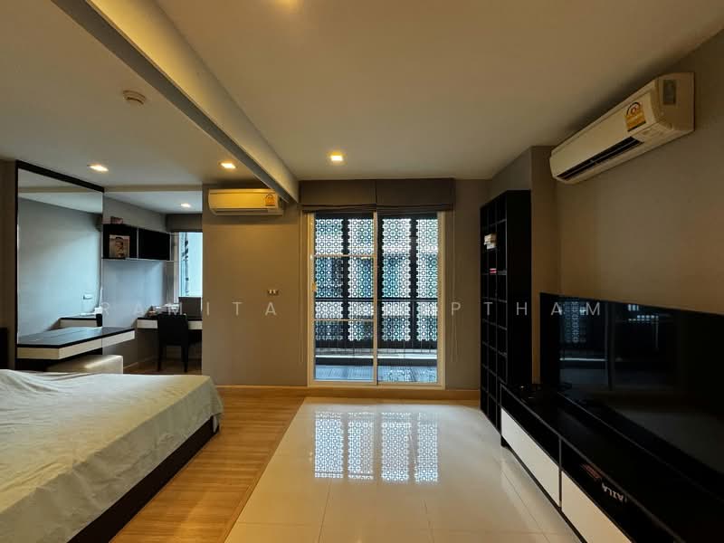 Tree Condo Ekamai, Bangkok, Soi Samanand, Rama 4 Road, Phra Kanong, Khlong Toei, Bangkok, 1 Bedroom, 40 sqm, Condo For Rent, by Ramita Theptham, 500370292 - DDproperty.com