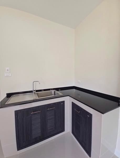 CPN Ninn Wongwaen - Lam Luk Ka Klong 6, Pathum Thani, Soi Khlong Hok, Bung Kham Proi, Lam Luk Ka, Pathum Thani, 3 Bedrooms, 150 sqm, Single Detached House For Rent, by สุชานันท์ ( แป้ง ), 500370332 - DDproperty.com