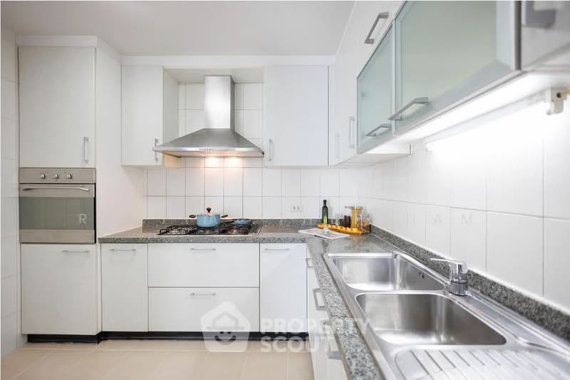 The Grand Sethiwan, Bangkok, 82 Soi Sukhumvit 24, Khong Tan, Khlong Toei, Bangkok, 3 Bedrooms, 250 sqm, Apartment For Rent, by Ramita Theptham, 500370337 - DDproperty.com