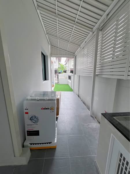Lake View Park Bangna, Bangkok, 454 Kanchanaphisek Road, Dok Mai, Prawet, Bangkok, 3 Bedrooms, 185 sqm, Single Detached House For Rent, by Thiti Boonchurn, 500370345 - DDproperty.com