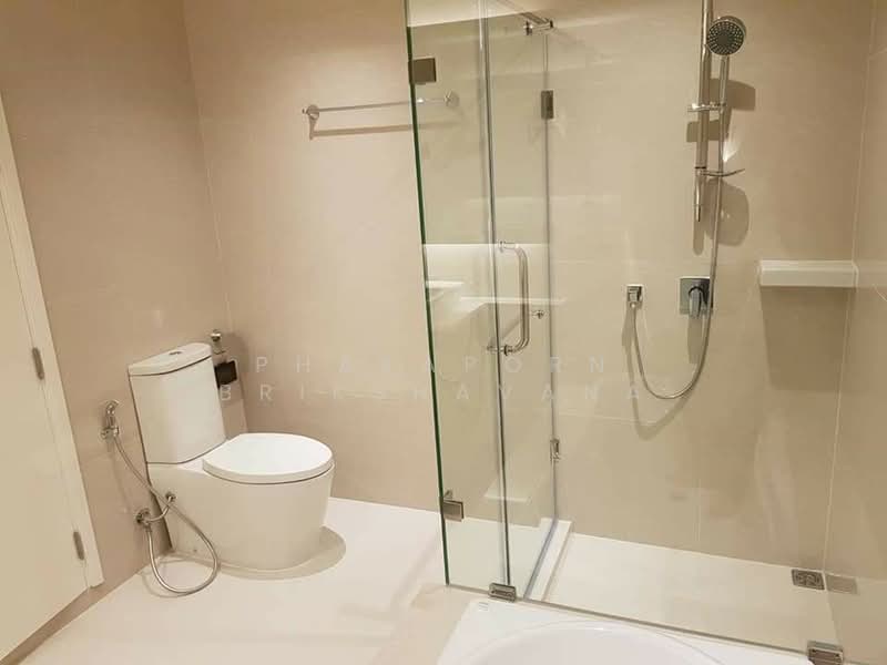 Vtara Sukhumvit 36, Bangkok, 118 Soi Saen Sabai, Phra Kanong, Khlong Toei, Bangkok, 2 Bedrooms, 58 sqm, Condo For Rent, by Phakaporn Brikshavana, 500370347 - DDproperty.com