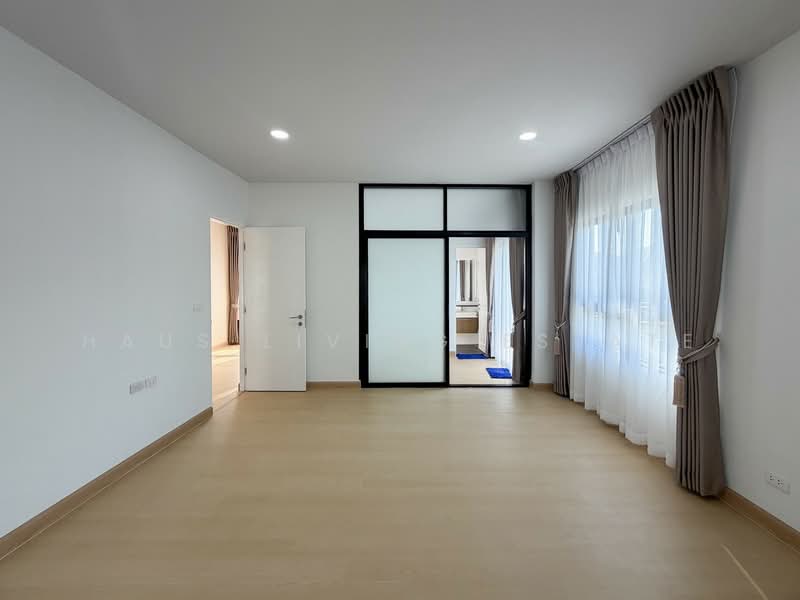 Zerene Petchkasem-Phutthamonthon Sai 3, Bangkok, 101 Phutthamonthon Sai 3 Road, Nong Kang Plu, Nong Khaem, Bangkok, 4 Bedrooms, 196 sqm, Single Detached House For Sale, by Haus Living Estate, 500370359 - DDproperty.com