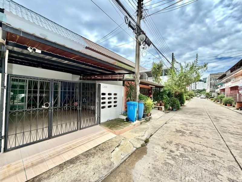 Moobaan Sawasdikarn Krungthep Pak Kret-Chaengwattana : หมู่บ้านสวัสดิการกทม ปากเกร็ด-แจ้งวัฒนะ, นนทบุรี, ถนนแจ้งวัฒนะ ซอย แจ้งวัฒนะ ปากเกร็ด 28, บางตลาด, ปากเกร็ด, นนทบุรี, 80 ตร.ม., ทาวน์เฮ้าส์ ขาย, โดย กรณวัสส์ กัณฑวัสส์วงส์, 500370364 - DDproperty.com