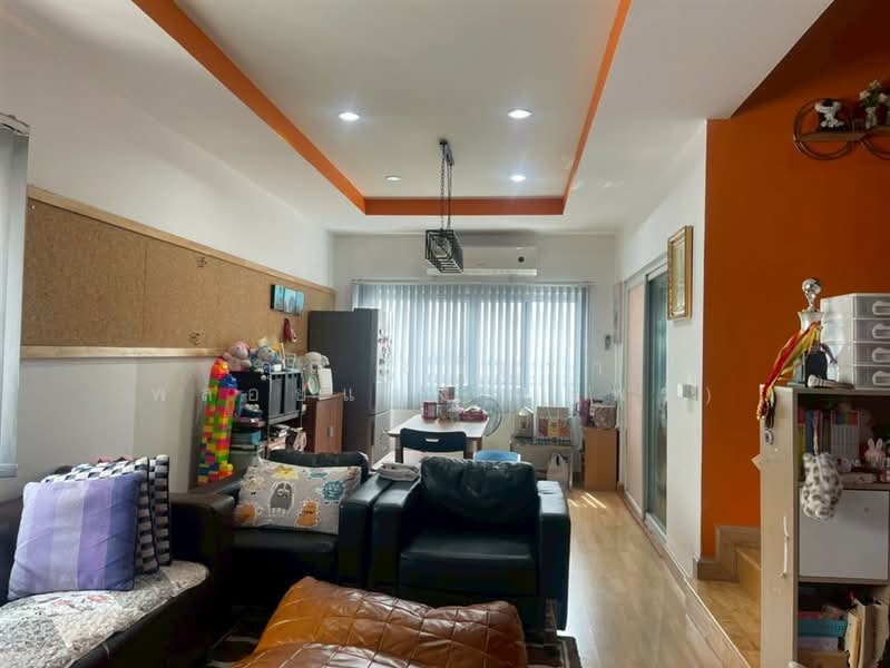 แอท โฮม3 ( @ Home ) ลาดพร้าว107, Bangkok, ถนนลาดพร้าว, Khlong Chan, Bang Kapi, Bangkok, 3 Bedrooms, 200 sqm, Townhouse For Sale, by คุณ สุภัตรา พลอยแดง (แพร), 500370395 - DDproperty.com