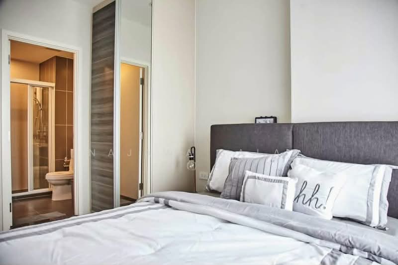CENTRIC Ari Station, Bangkok, 27 Phahonyothin Road, Samsen Nai, Phaya Thai, Bangkok, 1 Bedroom, 30 sqm, Condo For Rent, by Najawa Salae, 500370396 - DDproperty.com
