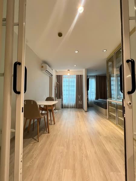 The Clover Thonglor Residence, Bangkok, Soi Sukhumvit 55, Khlong Tan Nua, Watthana, Bangkok, 1 Bedroom, 36 sqm, Condo For Rent, by Achaya Nithipanyawong, 500370407 - DDproperty.com