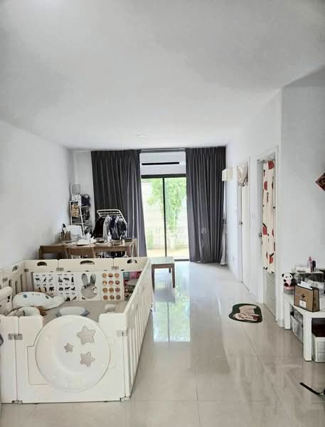 Chewa Home Wongwaen-Lamlukka : ชีวาโฮม วงแหวน-ลำลูกกา, ปทุมธานี, ถนนไสวประชาราษฎร์, ลาดสวาย, ลำลูกกา, ปทุมธานี, 100 ตร.ม., ทาวน์เฮ้าส์ ขาย, โดย สรภพ ยอดไชย (สีฝุ่น), 500370408 - DDproperty.com