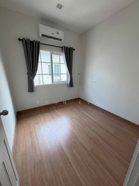 Golden Town Sukhumvit-Bearing Station, Samut Prakan, Soi Tesabansamrongtai 6, Sam Rong, Phra Pra Daeng, Samut Prakan, 3 Bedrooms, 140 sqm, Townhouse For Rent, by Khun Eve, 500370414 - DDproperty.com