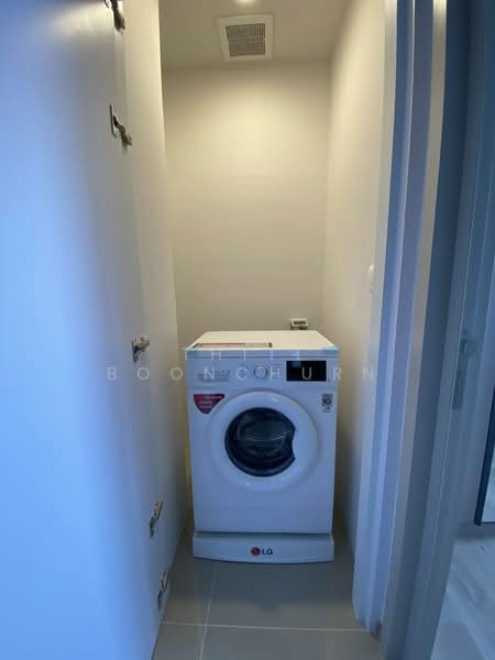 Oka Haus Sukhumvit 36, Bangkok, 3399 Rama 4 Road, Khong Tan, Khlong Toei, Bangkok, 2 Bedrooms, 41 sqm, Condo For Rent, by Thiti Boonchurn, 500370455 - DDproperty.com
