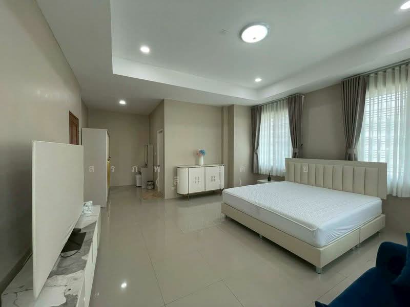 Baan Suan Neramit Watcharapol-Permsin, Bangkok, Permsin Road, Khlong Tanon, Sai Mai, Bangkok, 5 Bedrooms, 320 sqm, Single Detached House For Sale, by สรภพ ยอดไชย (สีฝุ่น), 500370477 - DDproperty.com