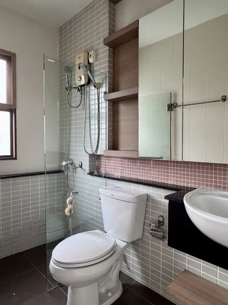 The Private Sukhumvit-Bangchak, Bangkok, 88 Sukhumvit 97/1 Alley, Bang Chak, Phra Khanong, Bangkok, 3 Bedrooms, 170 sqm, Townhouse For Rent, by Wiratee Aramrun, 500370479 - DDproperty.com